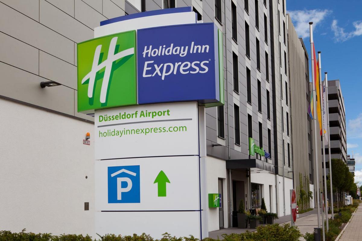 Holiday Inn Express - Düsseldorf Airport Exterior foto